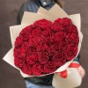 25 красных пионовидных роз Хартс